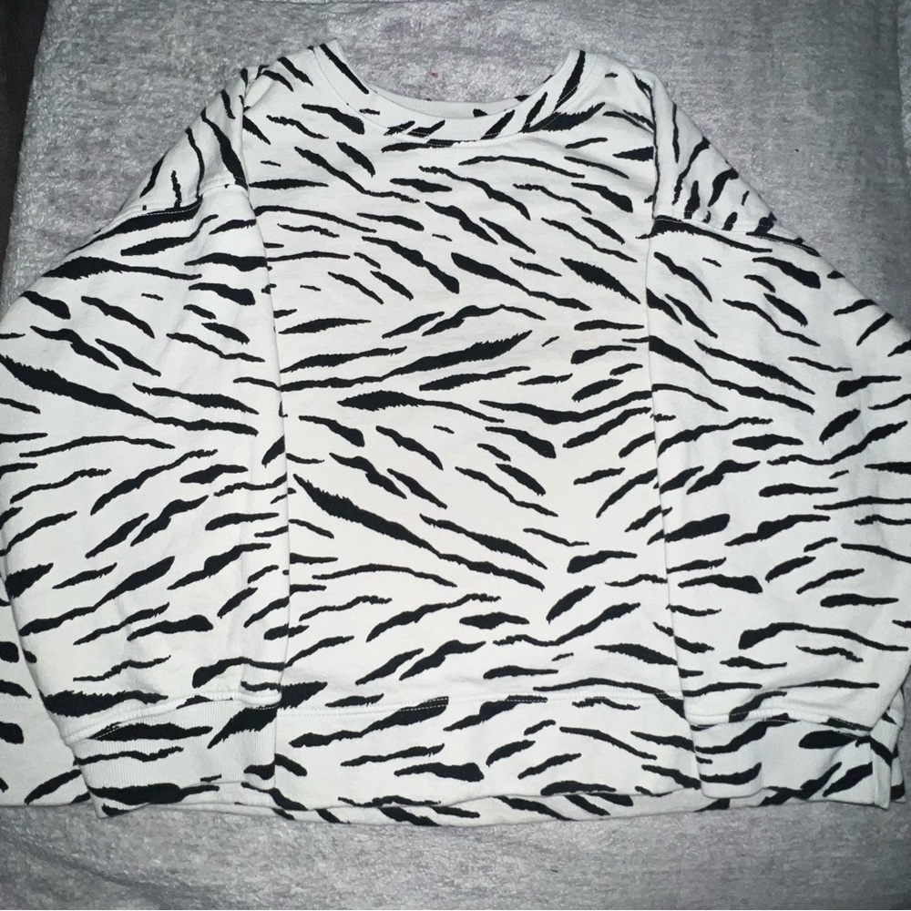 Velvet Black and White Animal Print Sweatshirt